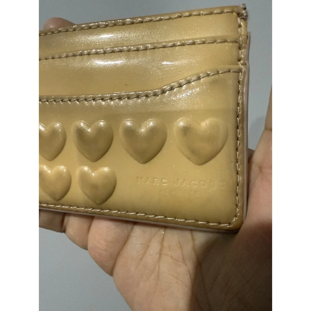 Marc Jacobs Patent Leather Quilted Hearts Tan Card Holder‎ SEE PHOTOS